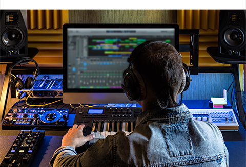 מוניטורים Adam באולפן ביתי מוניטורים Adam באולפן ביתי